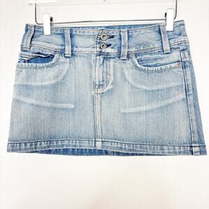 Vintage Y2K 2000's American Eagle Women's Light Wash Denim Mini Skirt 2